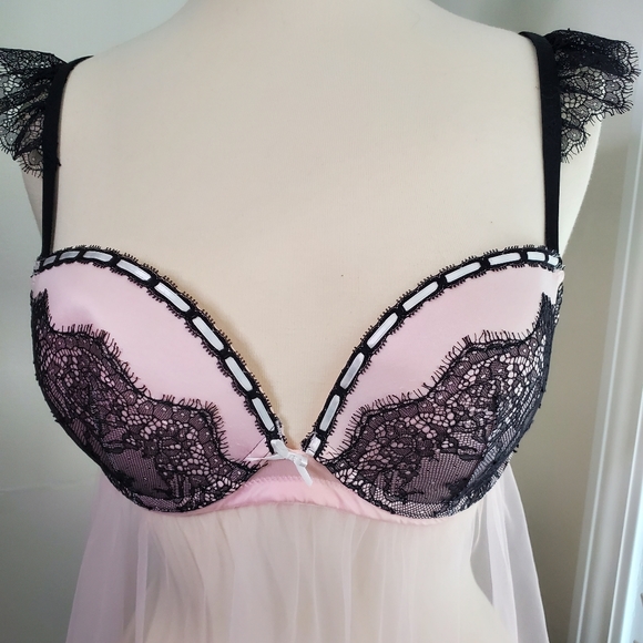 Victoria's Secret Chemise - Picture 2 of 11